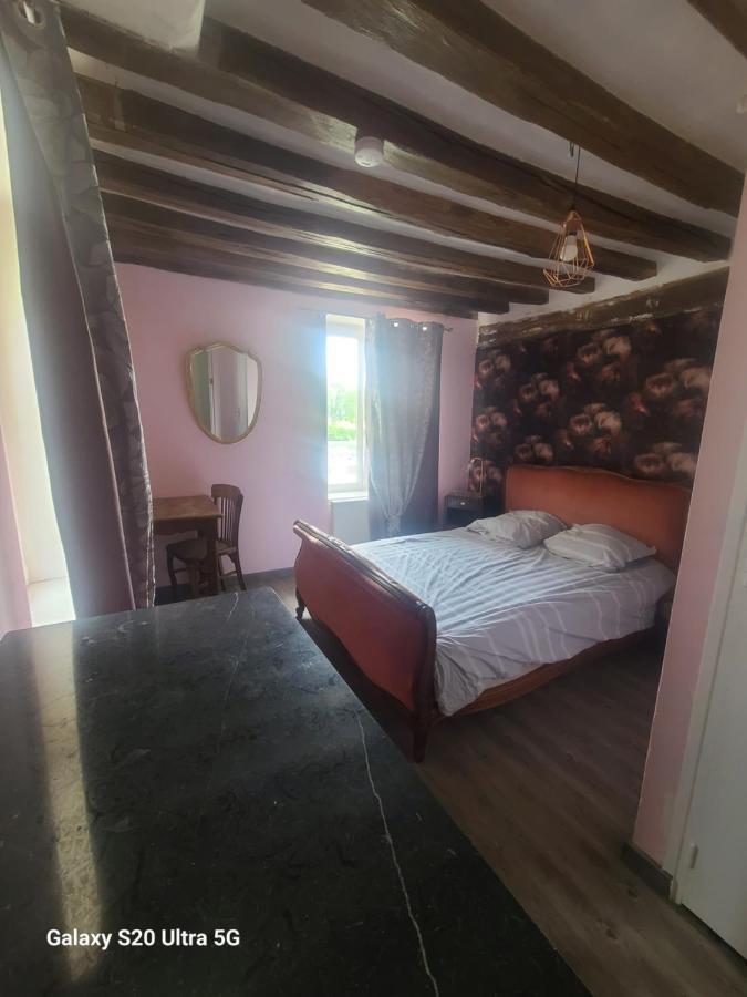 Hotel Les Chambrees Du Bac Charly-sur-Marne Exterior foto
