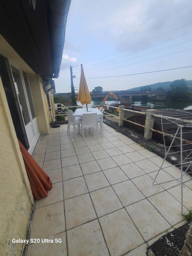Hotel Les Chambrees Du Bac Charly-sur-Marne Exterior foto